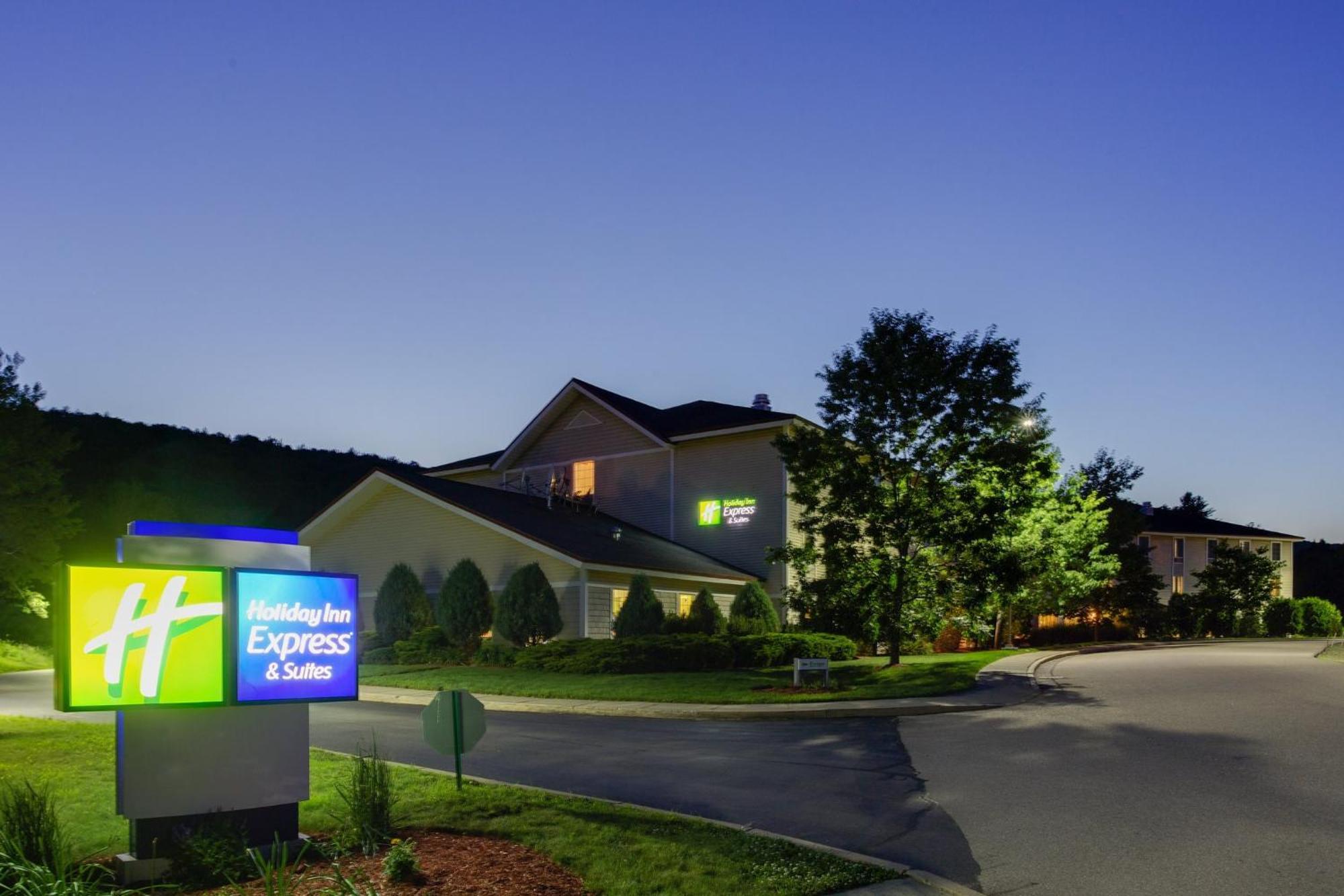 Holiday Inn Express Hotel & Suites Brattleboro, An Ihg Hotel Exterior photo